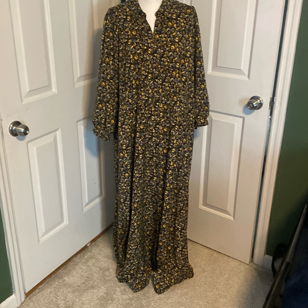 Beautiful dress!